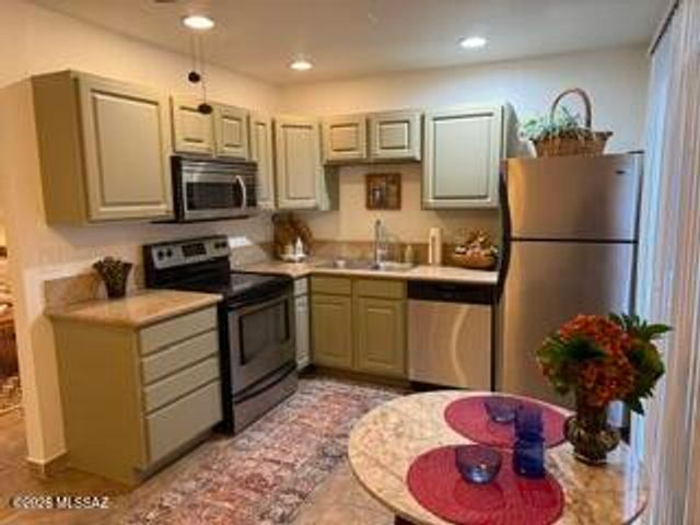 2950 N Alvernon Way Apt 3103, Tucson, AZ 85712