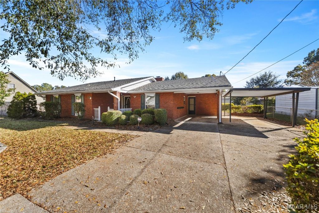 718 Dunbarton Road, Montgomery, AL 36117