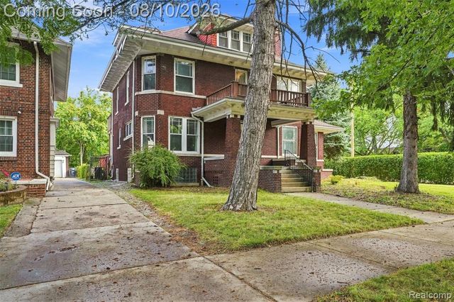 2400 Edison, Detroit, MI 48206