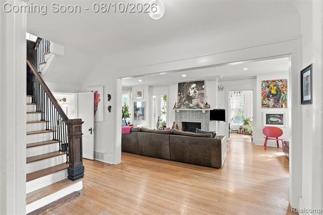 2400 Edison, Detroit, MI 48206