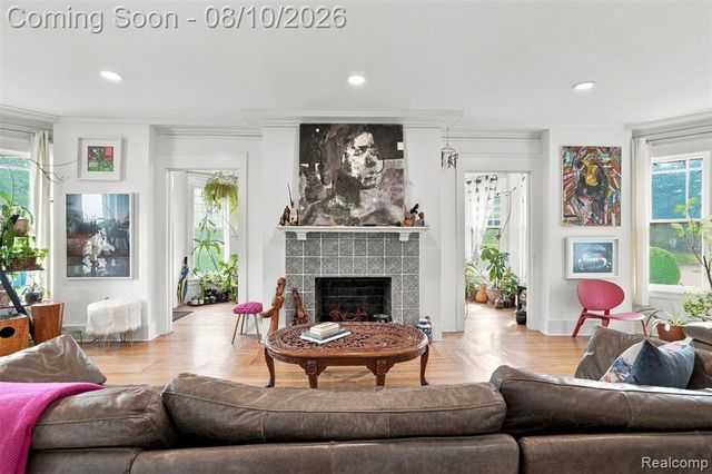 2400 Edison, Detroit, MI 48206