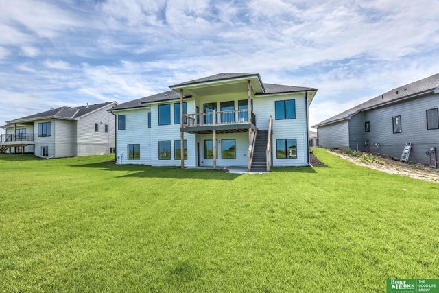 5708 N 198th Street, Elkhorn, NE 68022