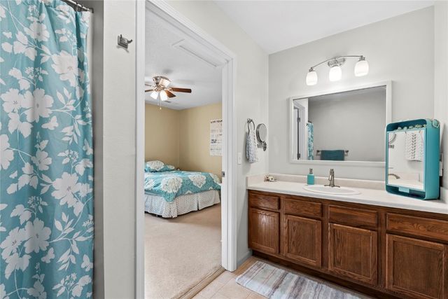 604 Kimberlite Street, Tiffin, IA 52340