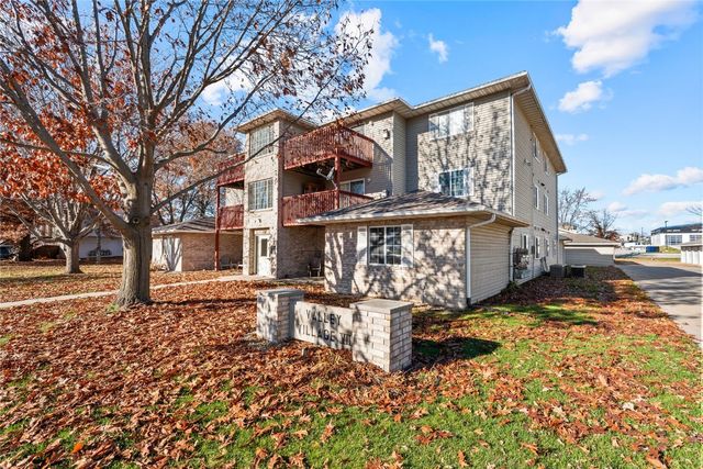 604 Kimberlite Street, Tiffin, IA 52340