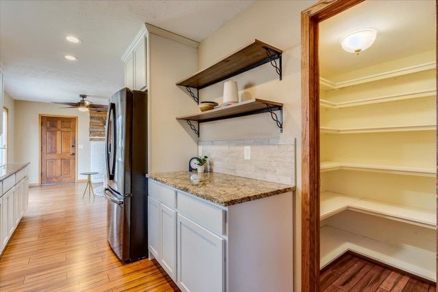 8114 E Willowbrook, Wichita, KS 67207