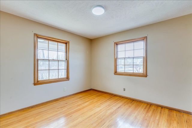 8114 E Willowbrook, Wichita, KS 67207