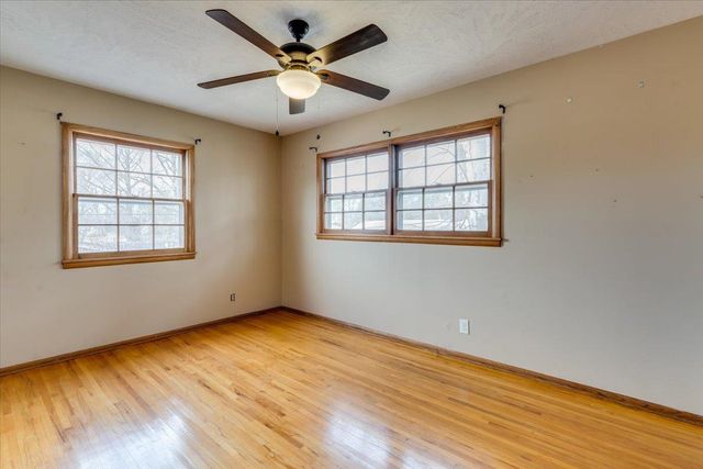 8114 E Willowbrook, Wichita, KS 67207