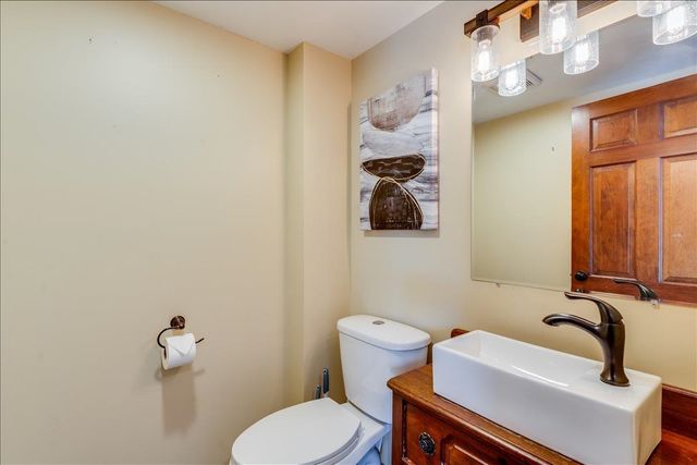 8114 E Willowbrook, Wichita, KS 67207