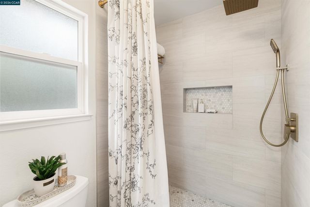 614 Thornhill Rd, Danville, CA 94526