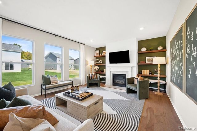 27151 Gallop Way, Saline Township, MI 48176