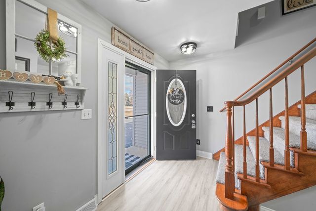 954 HOLIDAY Drive, Lake Holiday, IL 60548