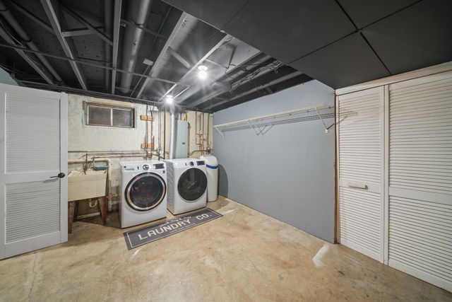 954 HOLIDAY Drive, Lake Holiday, IL 60548