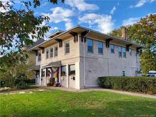 805 Edgewood Avenue 2, New Haven, CT 06515