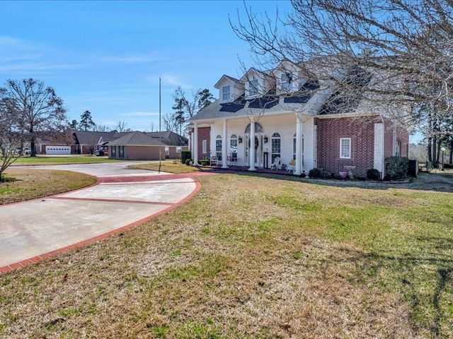 904 Dogwood Ridge Drive, Diboll, TX 75941