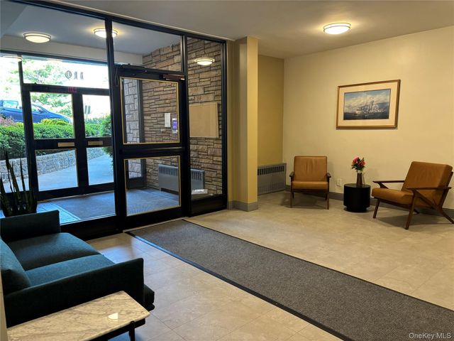 110 Draper Lane SS6, Dobbs Ferry, NY 10522
