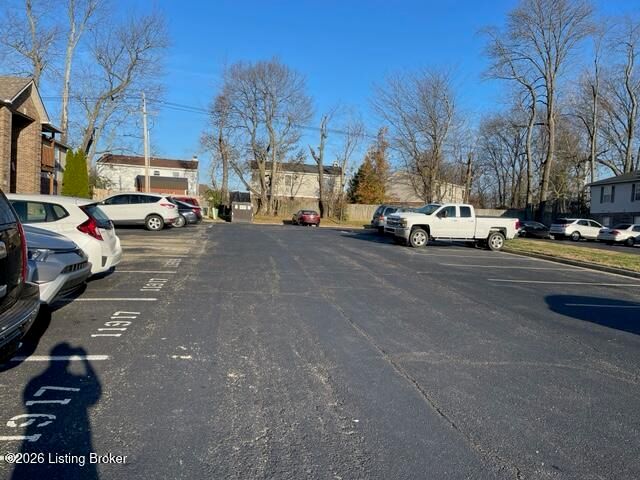11917 Tazwell Dr APT 2, Louisville, KY 40245