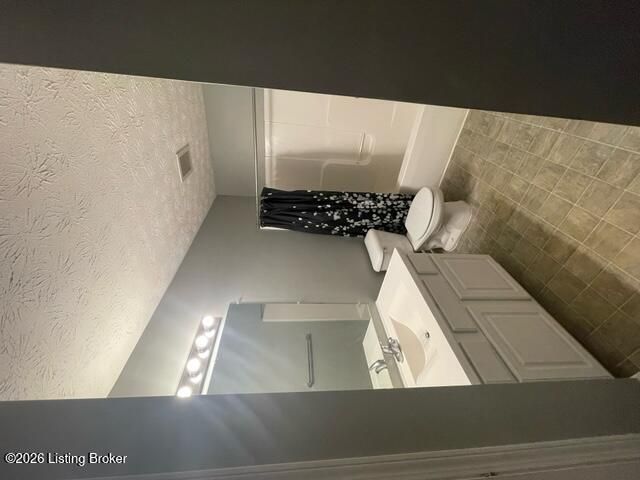 11917 Tazwell Dr APT 2, Louisville, KY 40245