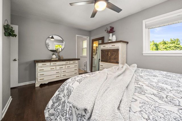 N58W21772 Maclynn DRIVE, Menomonee Falls, WI 53051