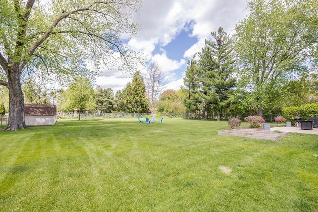 N58W21772 Maclynn DRIVE, Menomonee Falls, WI 53051