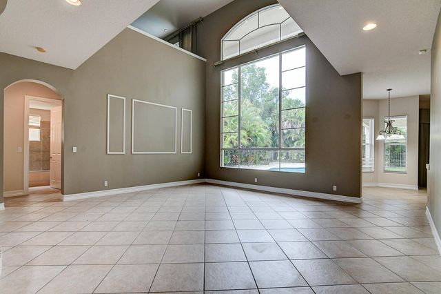 670 Edgebrook Lane, West Palm Beach, FL 33411