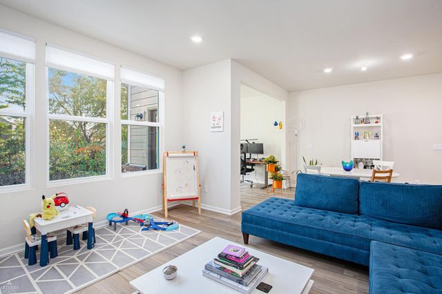 526 Addison Circle, Commerce Twp, MI 48390