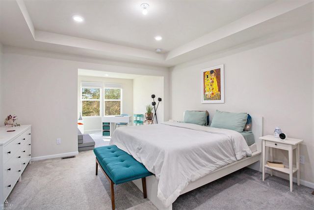 526 Addison Circle, Commerce Twp, MI 48390