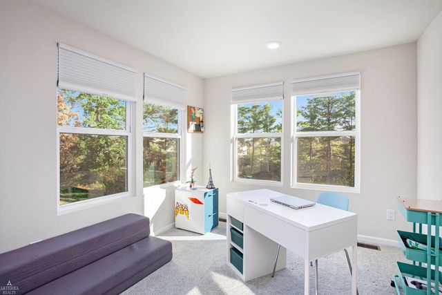 526 Addison Circle, Commerce Twp, MI 48390