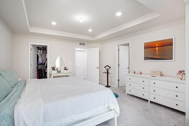 526 Addison Circle, Commerce Twp, MI 48390