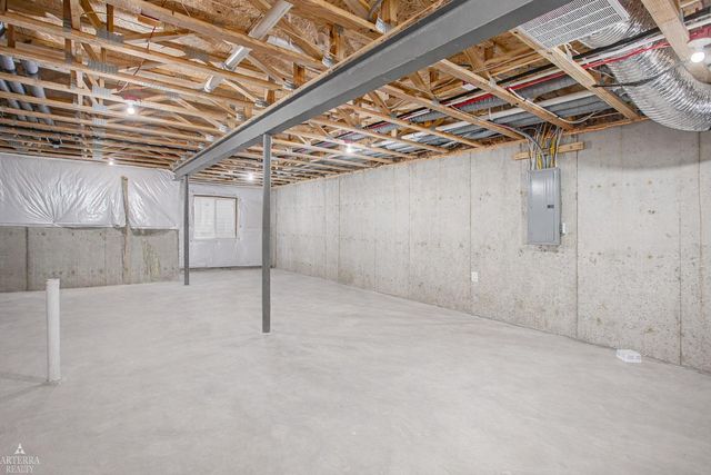 526 Addison Circle, Commerce Twp, MI 48390