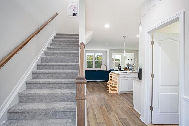 526 Addison Circle, Commerce Twp, MI 48390