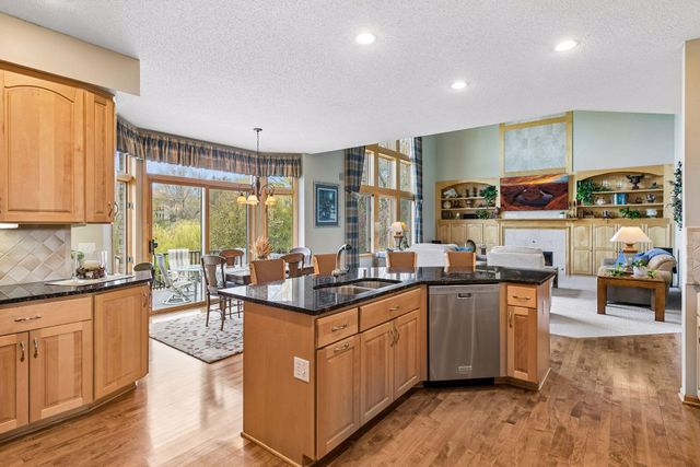 4705 Xene Lane N, Plymouth, MN 55446