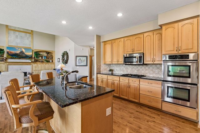 4705 Xene Lane N, Plymouth, MN 55446