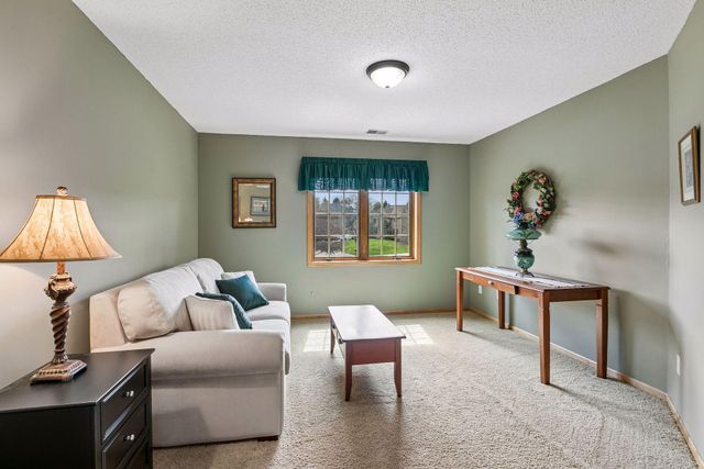 4705 Xene Lane N, Plymouth, MN 55446
