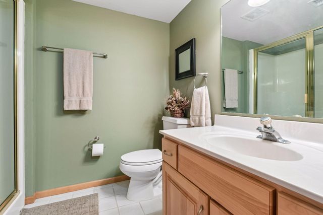 4705 Xene Lane N, Plymouth, MN 55446