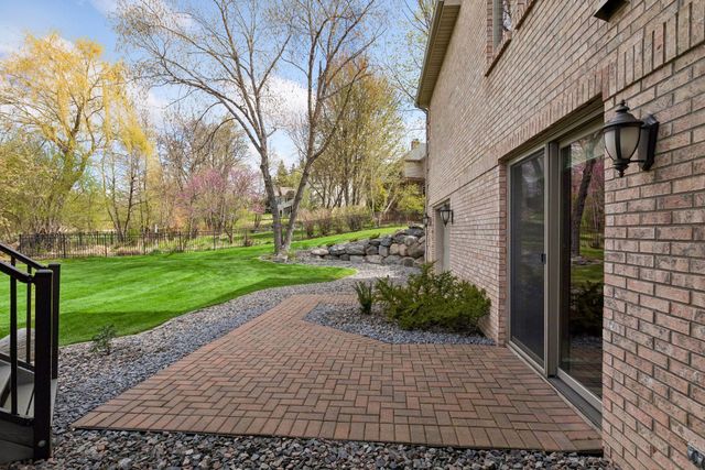 4705 Xene Lane N, Plymouth, MN 55446