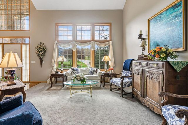4705 Xene Lane N, Plymouth, MN 55446