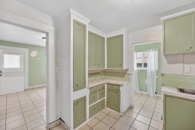 114 2nd Street, Watsonville, CA 95076