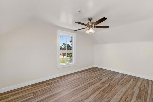 114 2nd Street, Watsonville, CA 95076