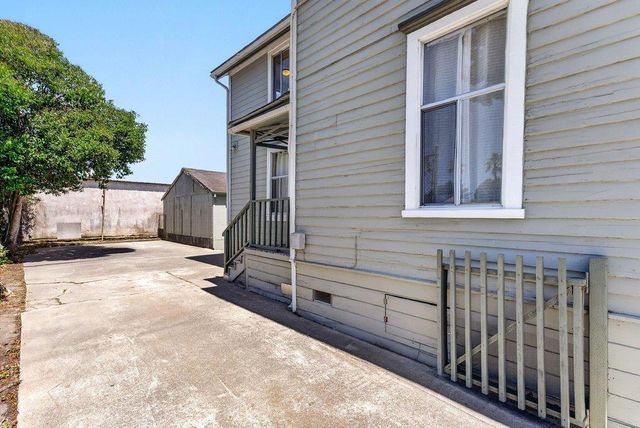 114 2nd Street, Watsonville, CA 95076
