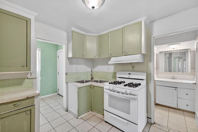 114 2nd Street, Watsonville, CA 95076
