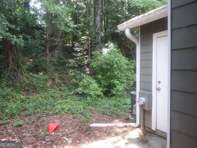 885 Brandy Oaks Lane, Stone Mountain, GA 30088