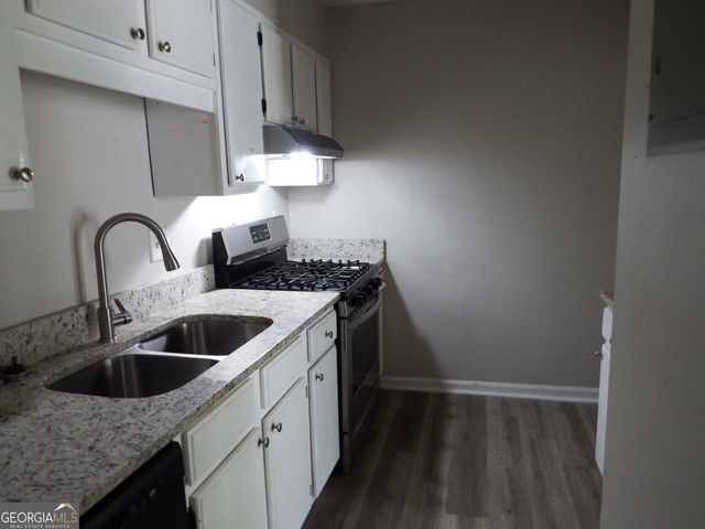 885 Brandy Oaks Lane, Stone Mountain, GA 30088