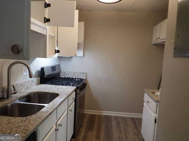 885 Brandy Oaks Lane, Stone Mountain, GA 30088