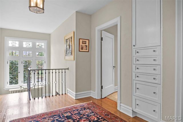 6331 Alexander Drive, Clayton, MO 63105