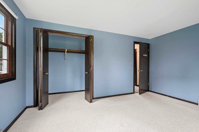 2439 MORNING STAR TRAIL, Green Bay, WI 54302