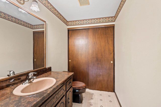 2439 MORNING STAR TRAIL, Green Bay, WI 54302