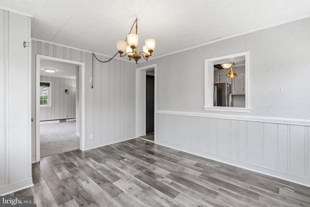 152 TREATY RD, Drexel Hill, PA 19026