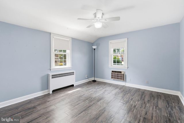 152 TREATY RD, Drexel Hill, PA 19026