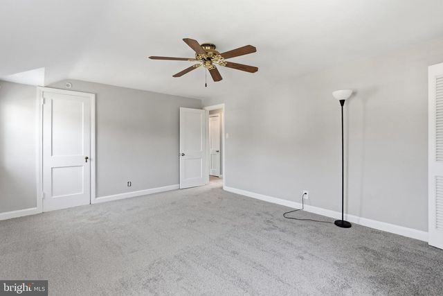 152 TREATY RD, Drexel Hill, PA 19026
