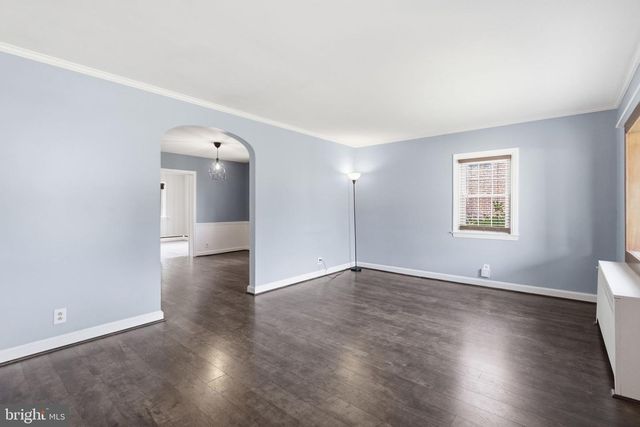 152 TREATY RD, Drexel Hill, PA 19026